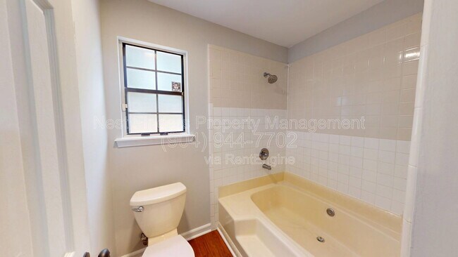 Building Photo - 1012 Dorwinion Dr
