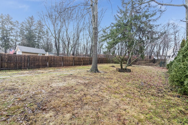 Building Photo - 72 Taylor St