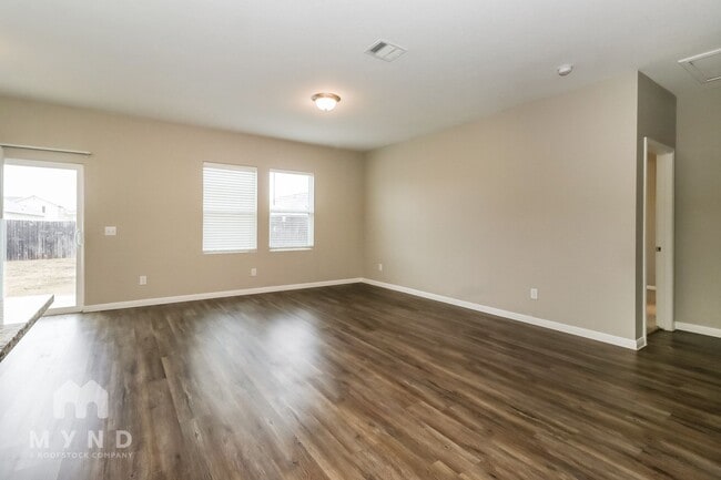 Building Photo - 12612 Henry Clay Dr