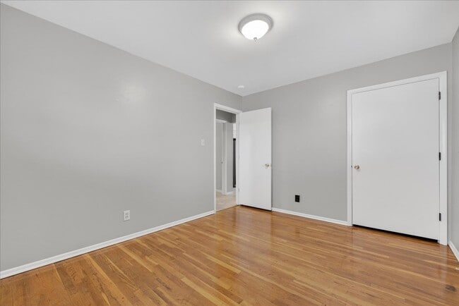 Building Photo - 1210 N 5th St