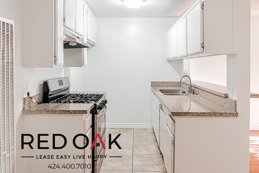 Building Photo - 6255 Beck Ave