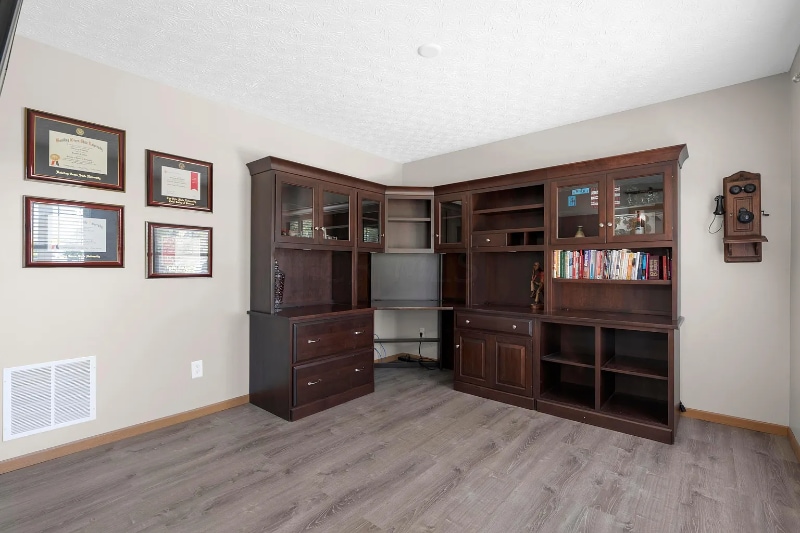 Building Photo - 6036 Pennington Creek Dr