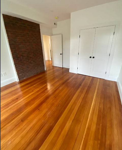 Building Photo - 234 Calumet St