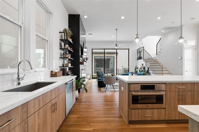 Building Photo - 9809 Blissful Pr Ln