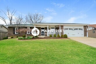 Building Photo - 3 Bedroom Pet-Friendly Home in ST CHARLES, MO with Main Street Renewal