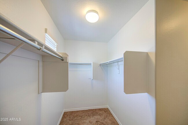 Building Photo - 25392 W Carson Dr