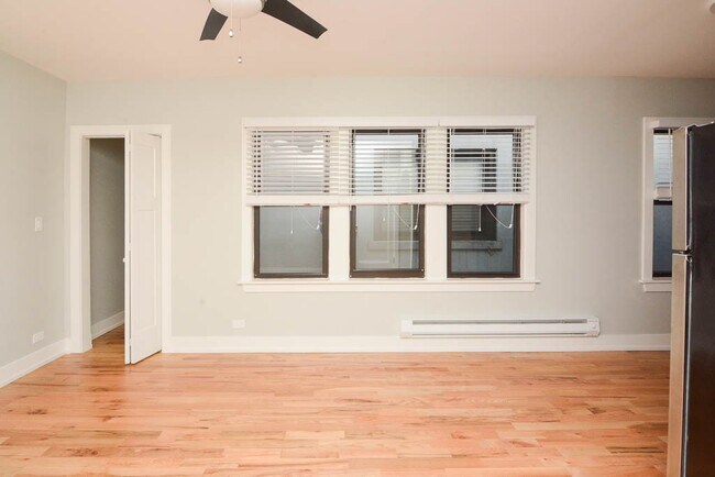 Building Photo - 811 Elm St