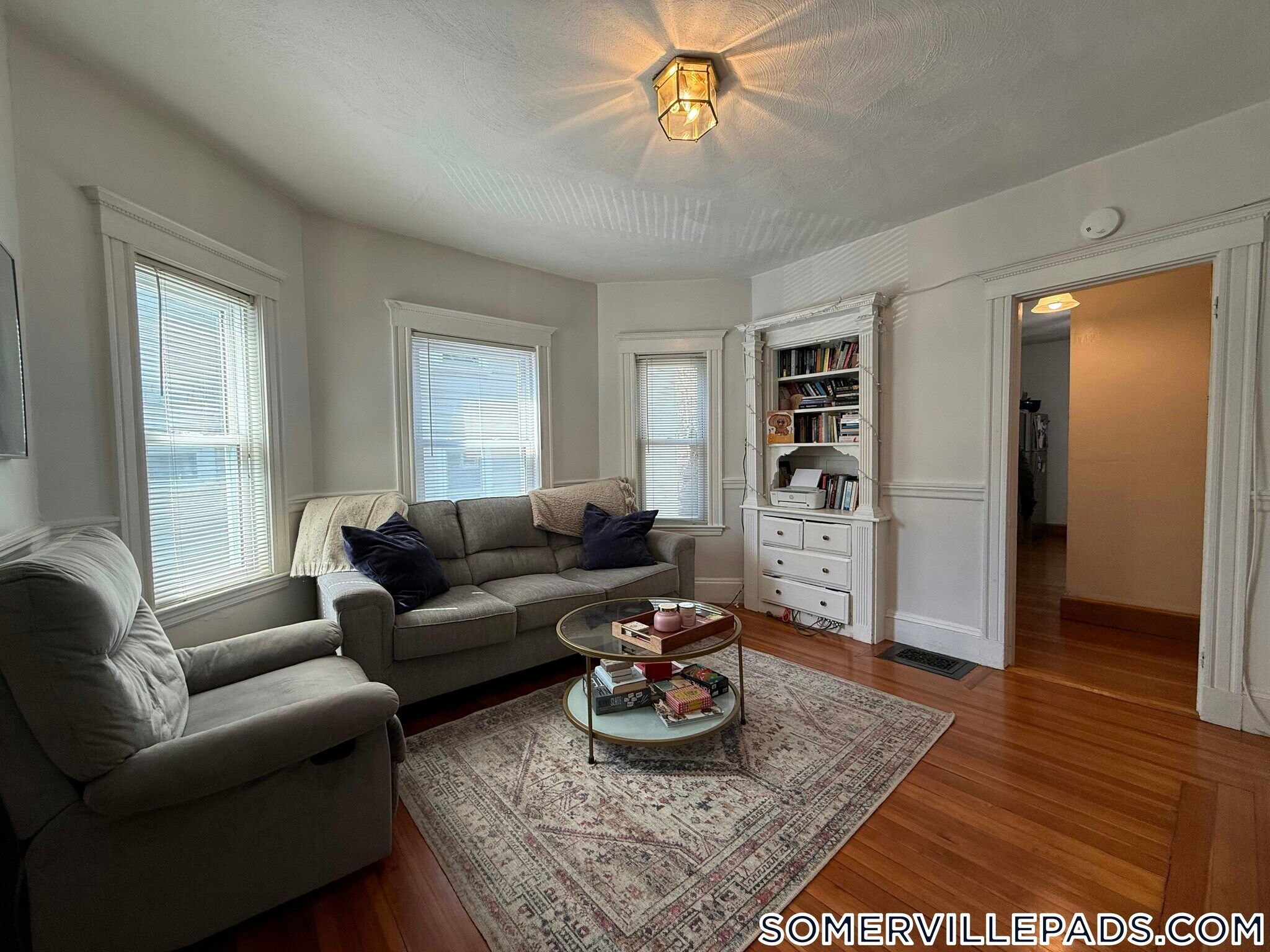 Building Photo - 10 Dickson St