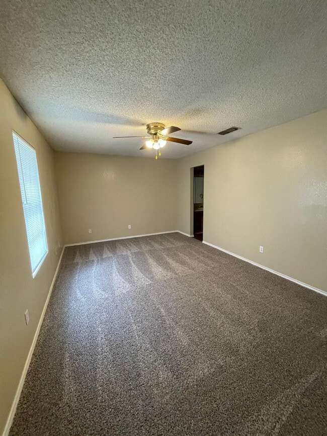 Building Photo - 203 Fulton Ave