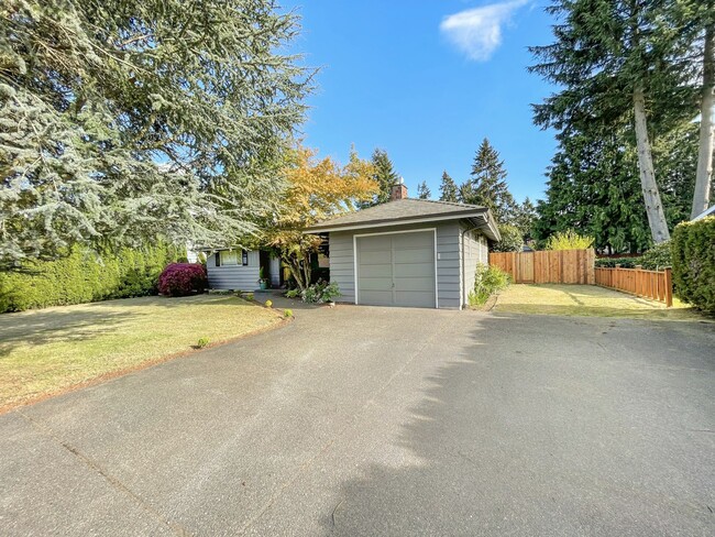 Building Photo - 4245 S 183rd St