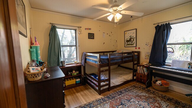 Downstairs Bedroom 2 - 4322 SE 28th Pl