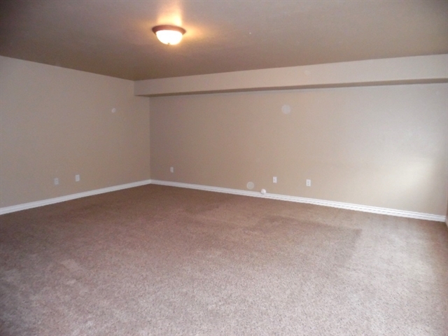 Building Photo - 1449 S 2490 E