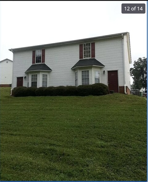 Building Photo - 203 Westchester Cir