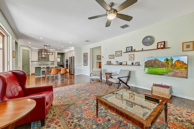 Building Photo - 10349 E Tumbleweed Ave