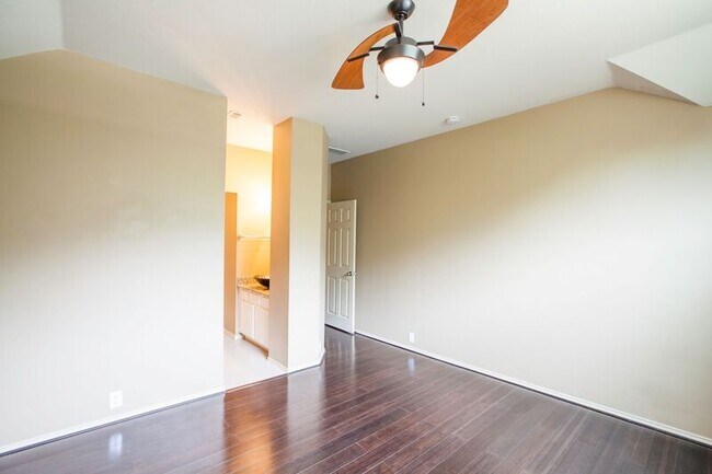 Building Photo - 11544 Blackhawk Dr