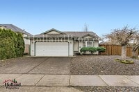 Building Photo - Lovely 3-Bedroom Hillsboro Home with A/C!