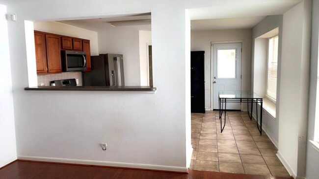 Building Photo - 2927 Valiant Scene Ct