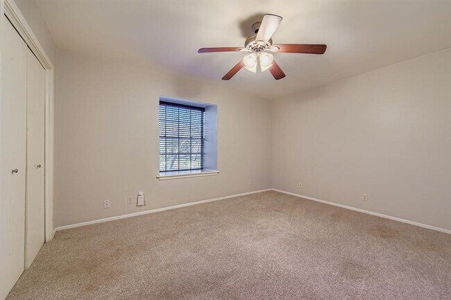 Building Photo - 7801 Shoal Creek Blvd