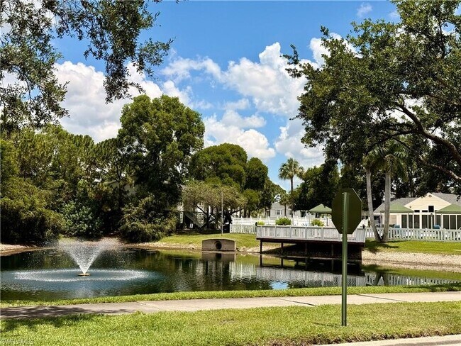 Building Photo - 1265 Wildwood Lakes Blvd