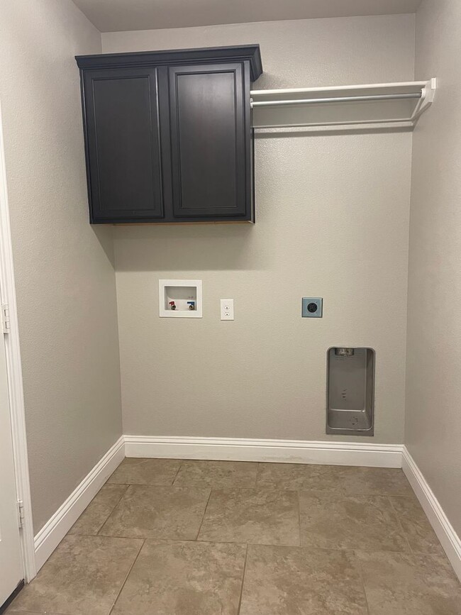Building Photo - 3Bed/2Bath-Frenship ISD
