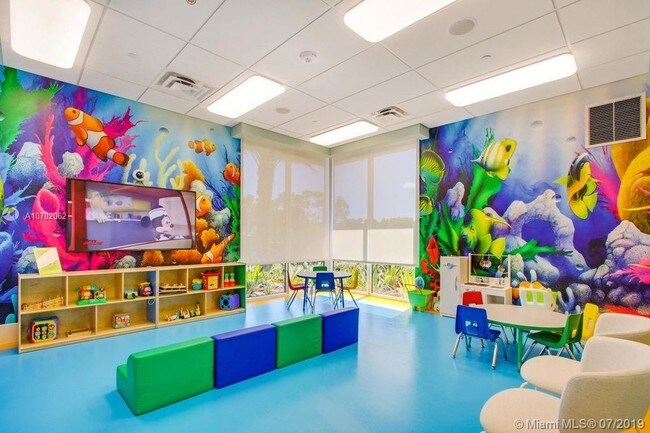 Building Photo - 5651 Hood Rd