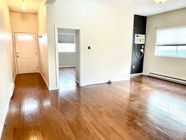 Building Photo - 217-221 Highland Ave
