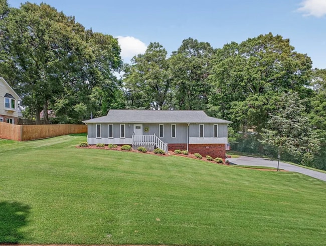 Primary Photo - 306 Verner Dr