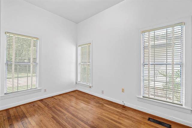 Building Photo - 4407 Bonham St