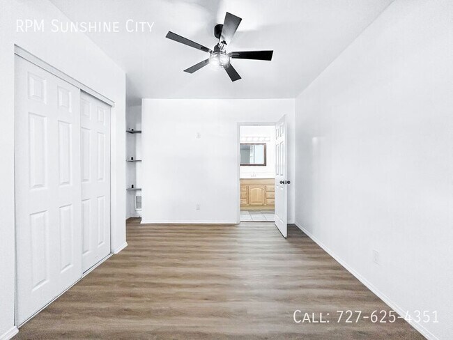 Building Photo - 3684 14th Ave SE