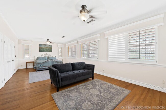Building Photo - 2400 Delmar Pl