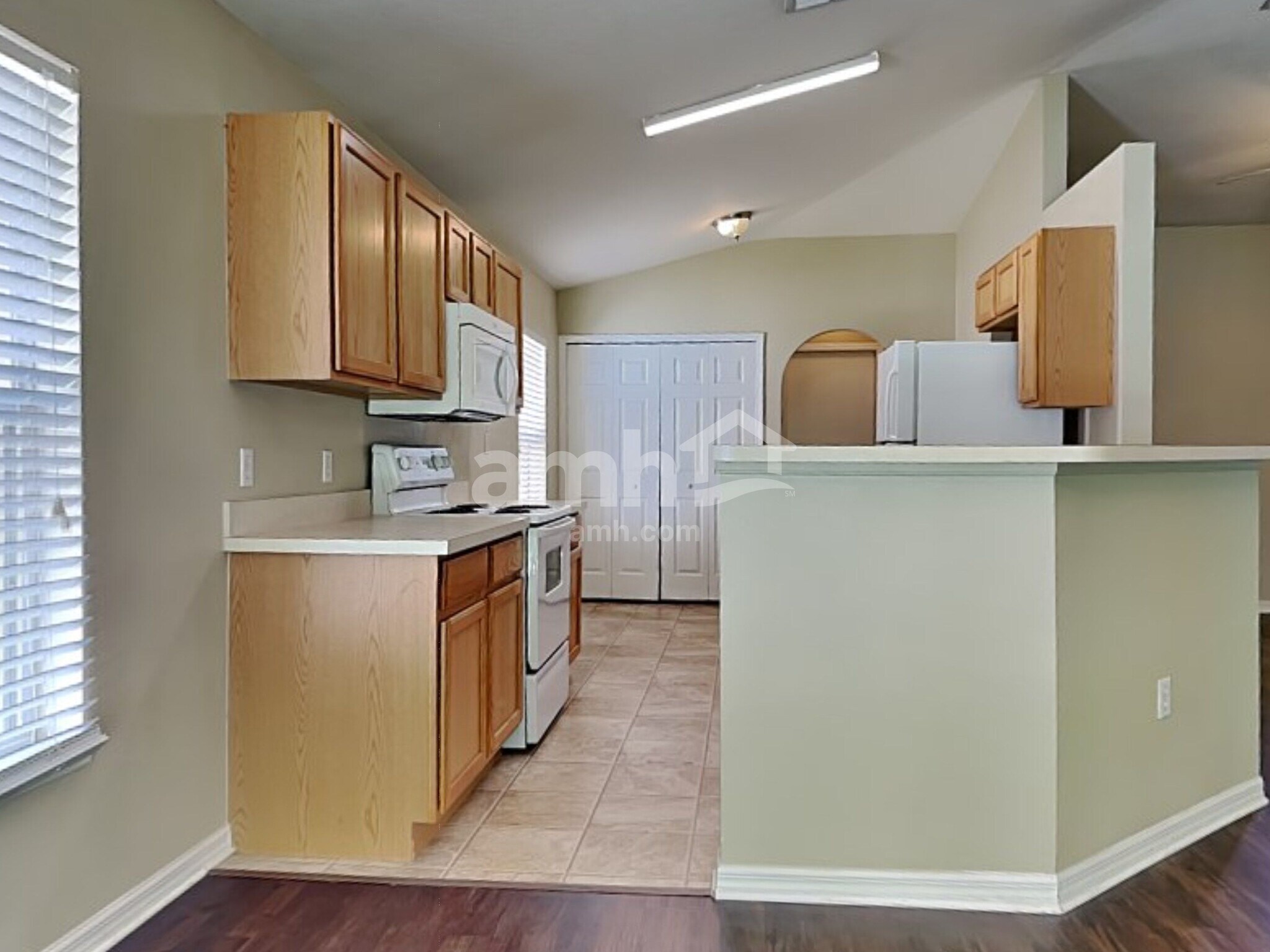Building Photo - 3245 Helmel Ct