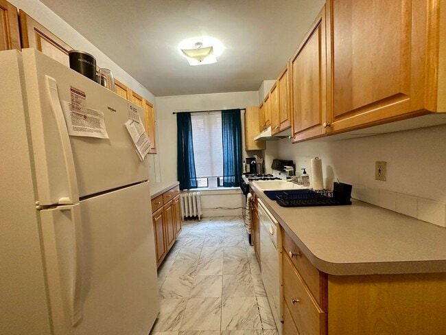 Building Photo - Beautiful Fenway 3 bed.....