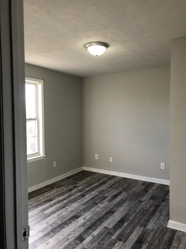 Building Photo - 430 Secretariat Dr