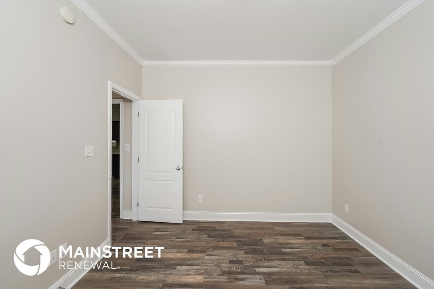 Building Photo - 4162 Hathaway Ln