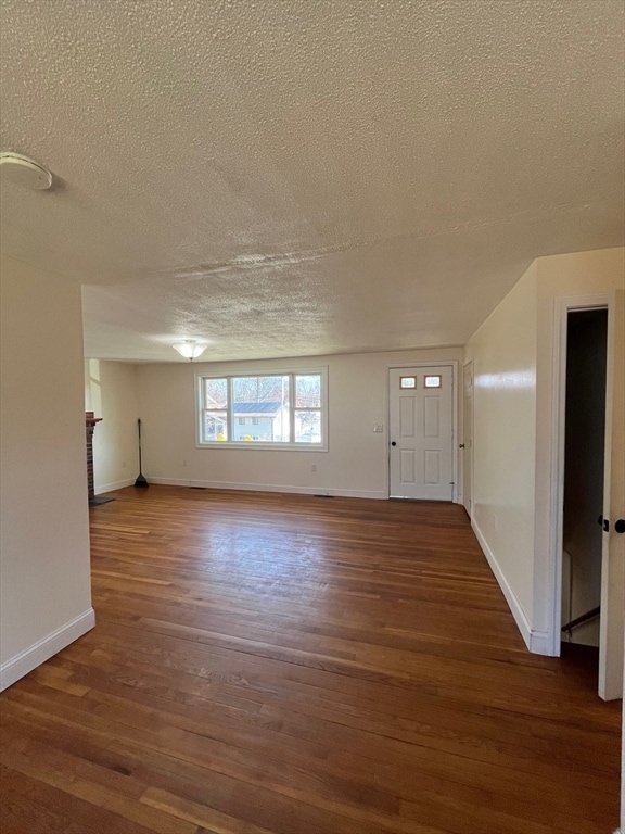 Building Photo - 9 Trinity Dr