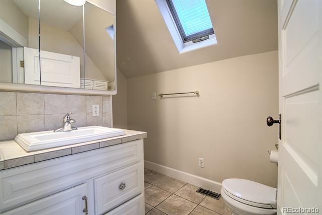 Building Photo - 86 S Pearl St