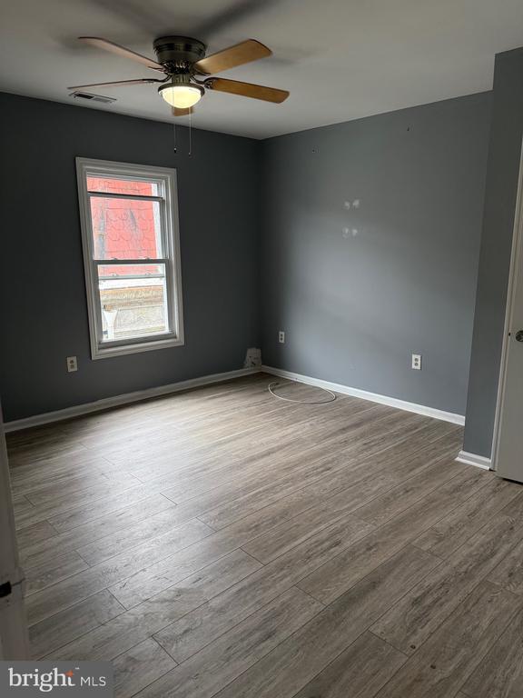 Primary Photo - 2211 W Tioga St