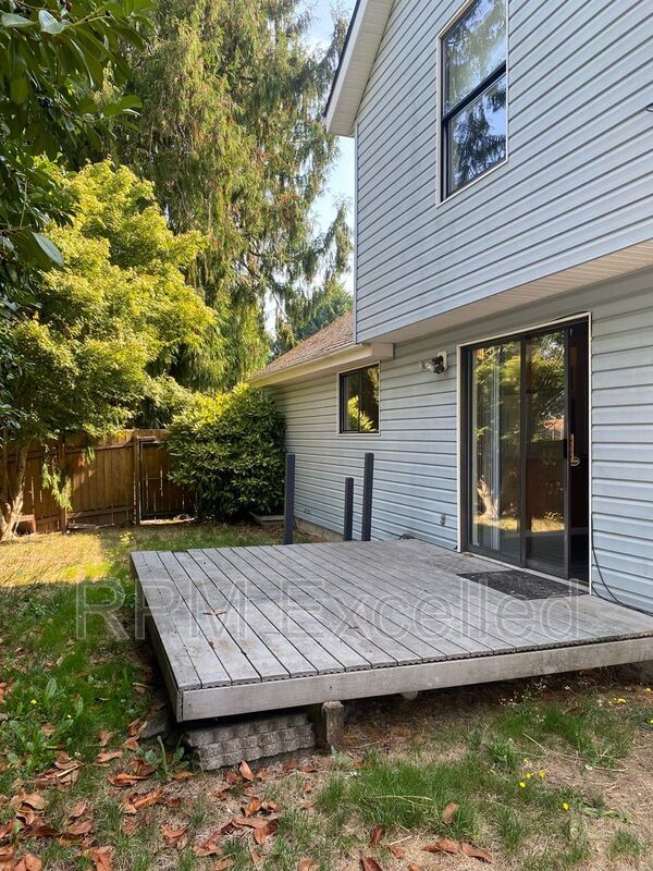 Building Photo - 6135 36th St SE
