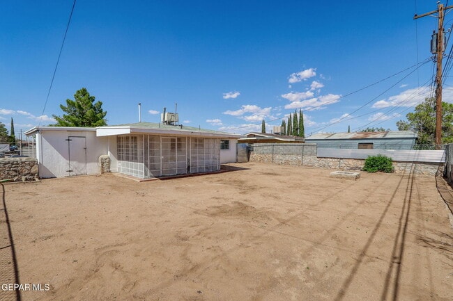 Building Photo - 5312 Capistrano Dr