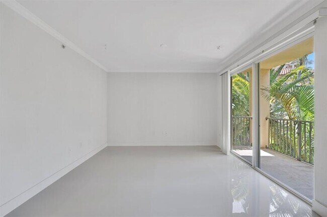 Building Photo - 1803 N Flagler Dr