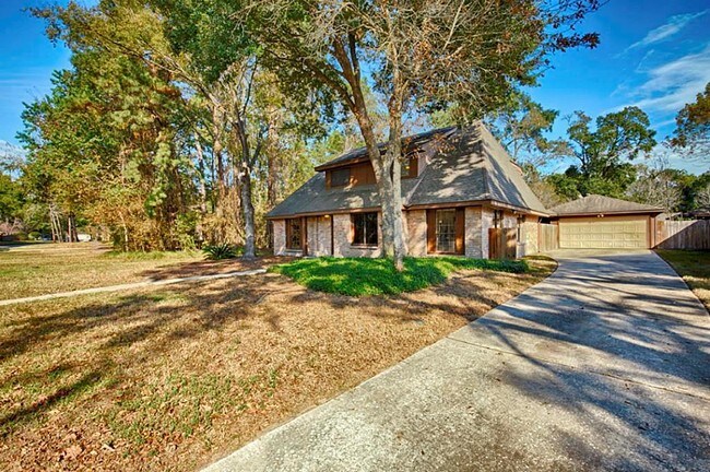 Building Photo - 3314 Falling Brook Dr