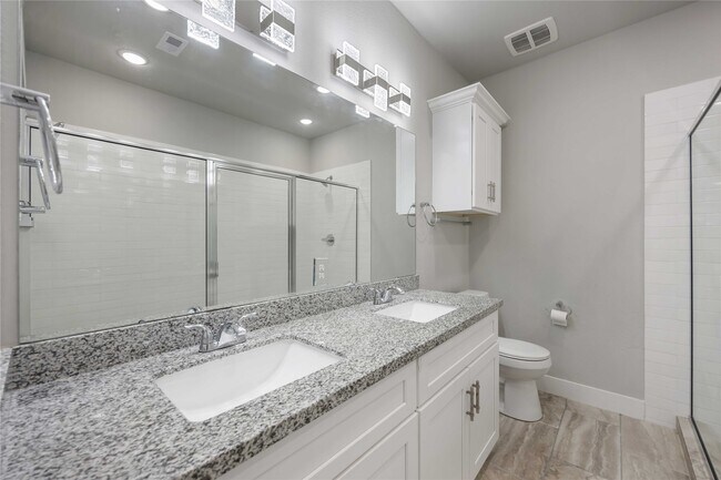 Building Photo - 4410 Rosemont St