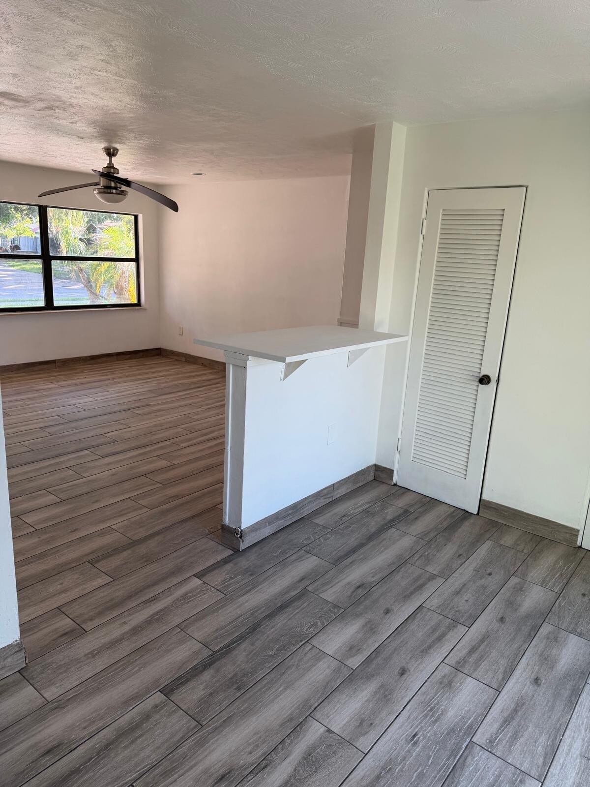 Building Photo - 6323 Ravinnia Dr