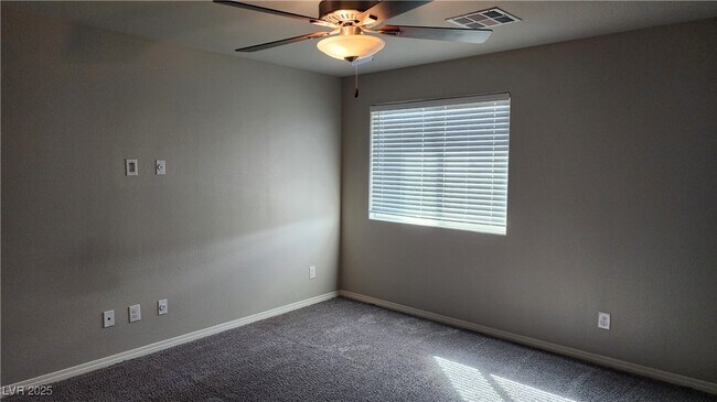 Building Photo - 7858 Morganite Ave