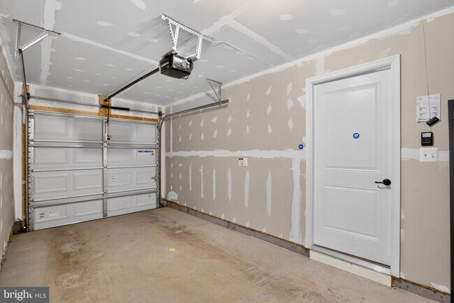 Building Photo - 151 Seldovia Dr