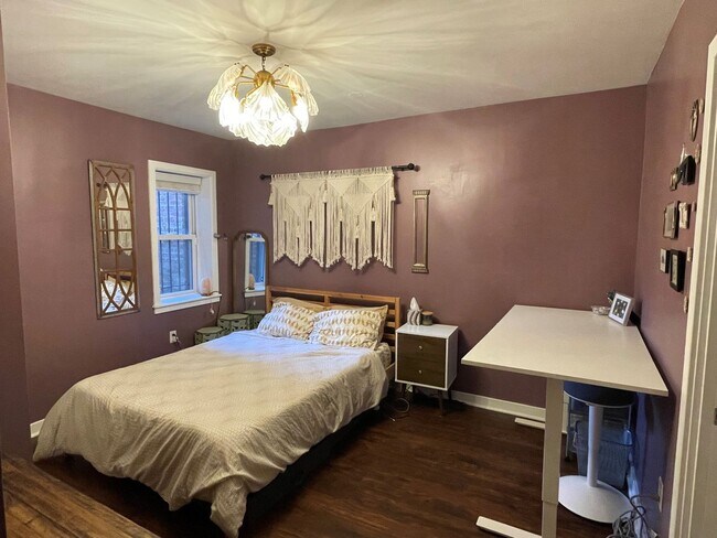Building Photo - Recently Renovated 1 bedroom apartment in Columbia Heights