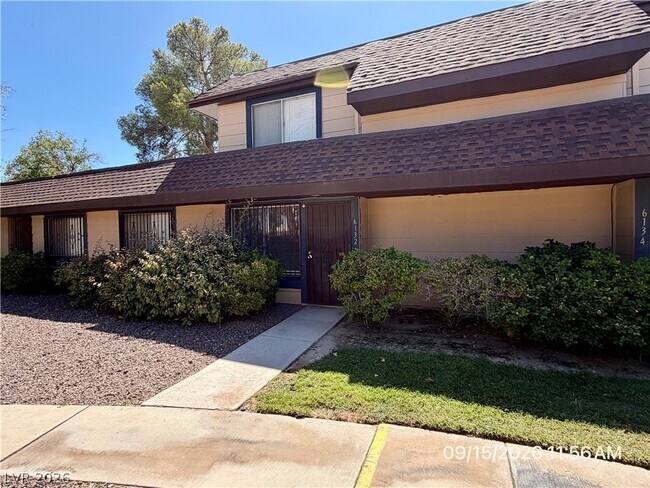 Building Photo - 6132 Meadowgrass Ln