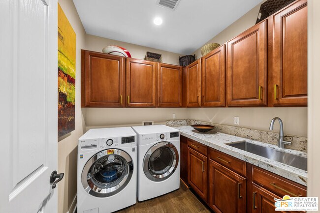 Building Photo - 2846 Amatista Ct