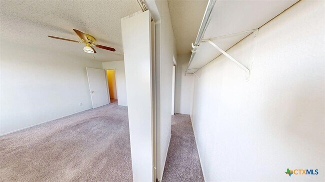 Building Photo - 1613 Bobby Lee Dr
