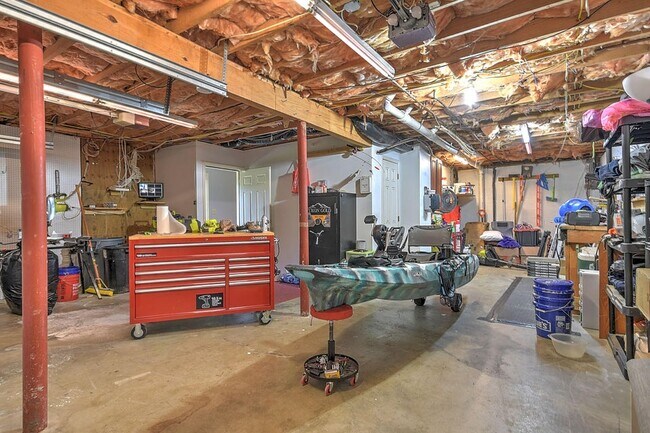 Building Photo - 4406 Willmary Dr